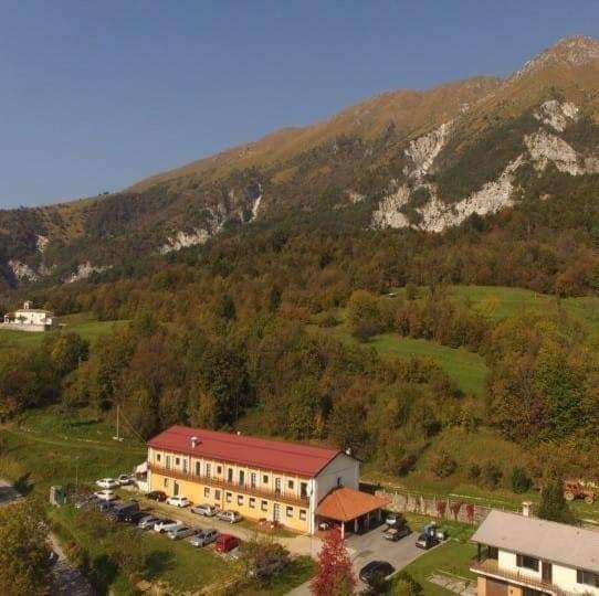 Locanda Dall'Orso Monteaperta Udine Taipana エクステリア 写真
